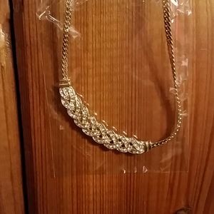 Very pretty necklace